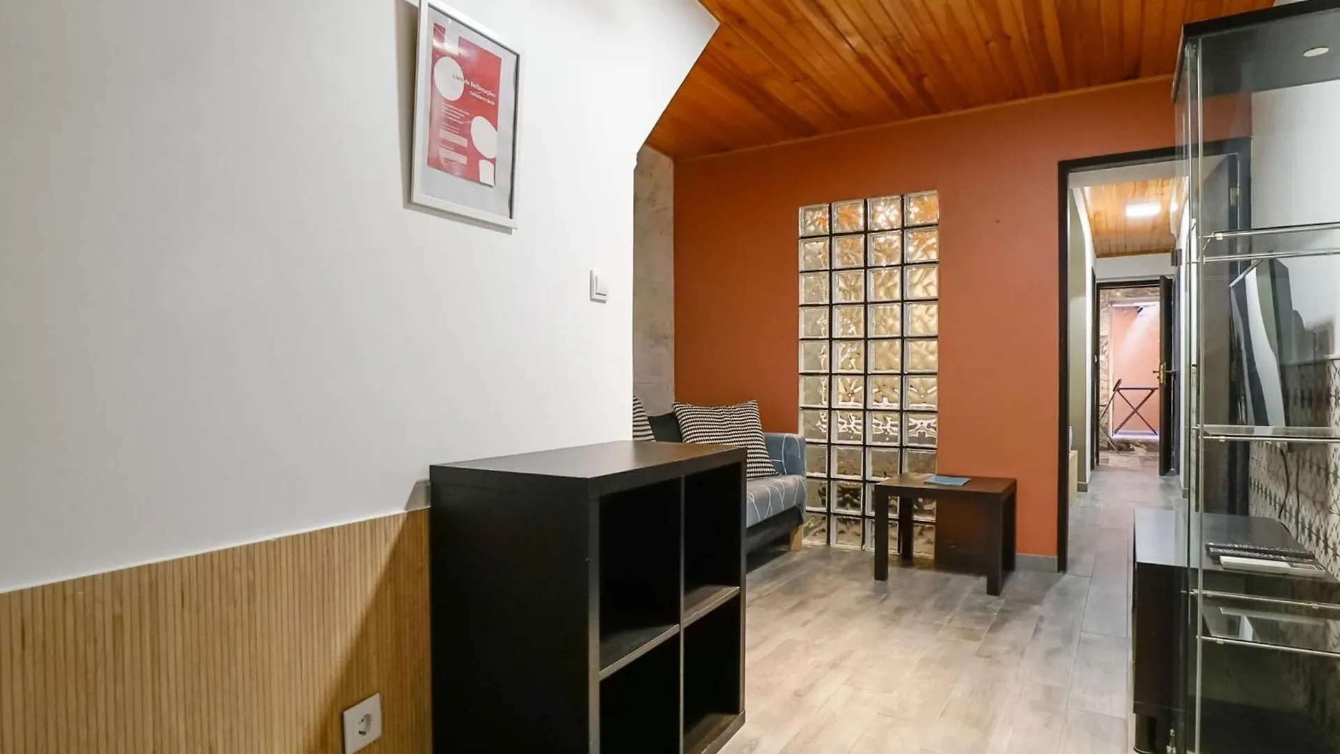 Cosmopolitan Chiado Apartment By Lovelystay リスボン